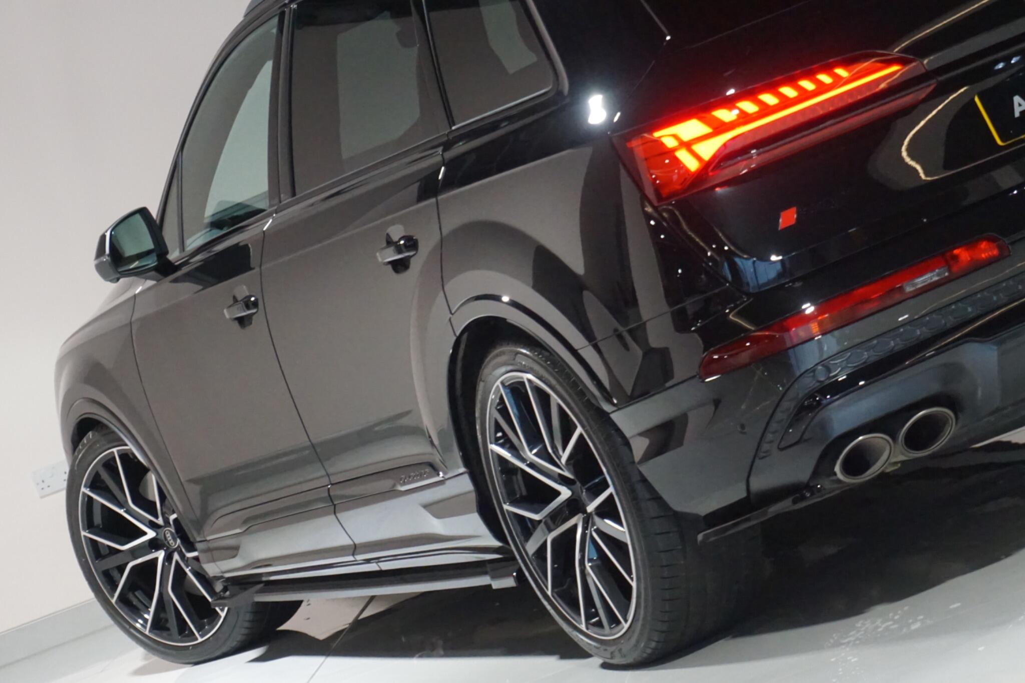 Audi SQ7 4.0 TFSI V8 Black Edition SUV 5dr Petrol Tiptronic quattro Euro 6 (s/s) (507 ps)